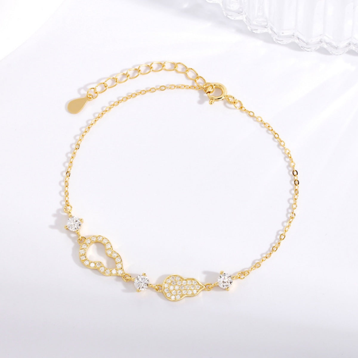 3ffeb936-d34a-41fc-8715-611cae1929e0-Max