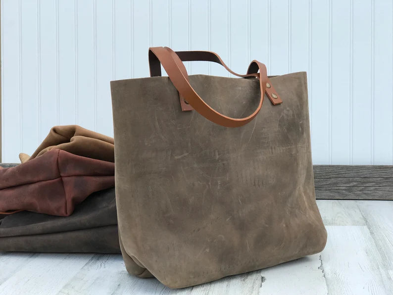 Classic Leather Tote, Everyday use tote bag