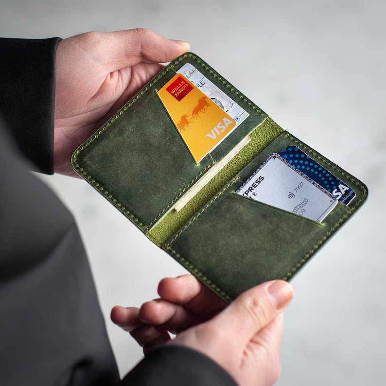 Leather Vertical Wallet | Slim Bifold Front Pocket Card Holder
