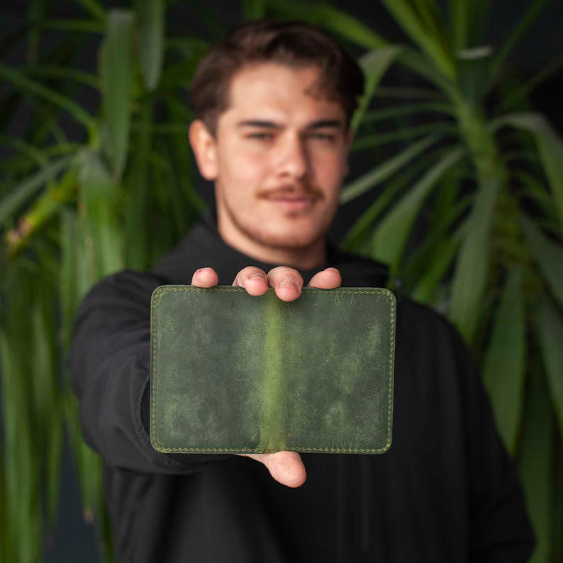 Leather Vertical Wallet | Slim Bifold Front Pocket Card Holder